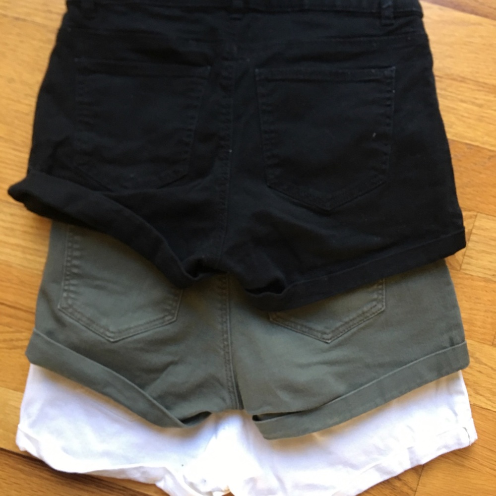 H&M Shorts - Picture 2 of 9